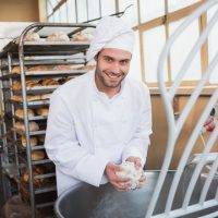 خمیر گیر صنعتی در نانوایی و قنادی